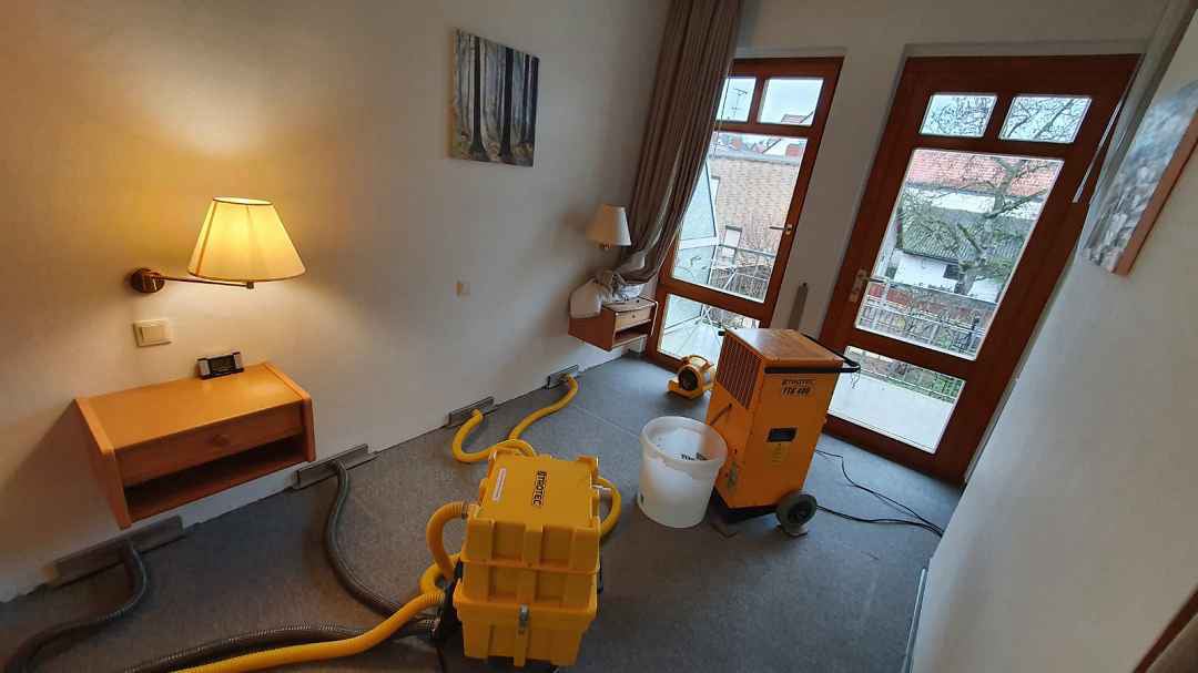 Enttek.de, Wasserschaden, Randfugentrocknung, Bad Sachsa, Bad Lauterberg, Osterode, Nordhausen, Eichsfeld, Harz